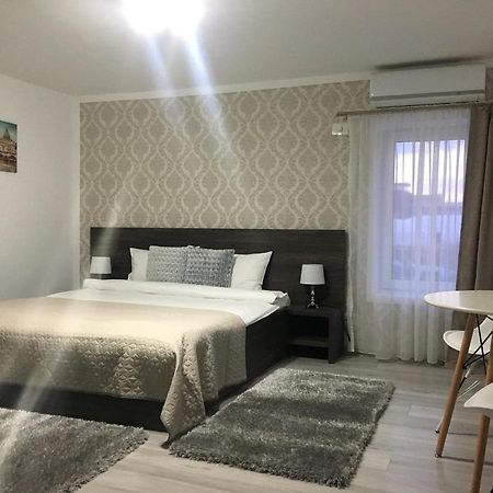 B House Rooms Iasi Exterior photo